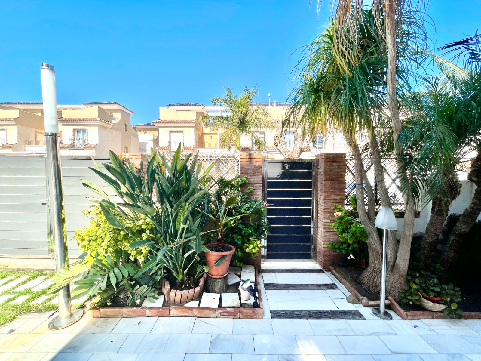 Town House for Sale in Torre de La Horadada, Alicante