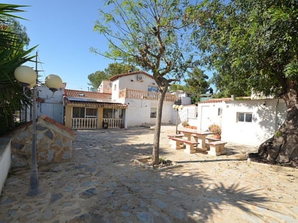 Country House for Sale in Canadas De San Pedro, Murcia