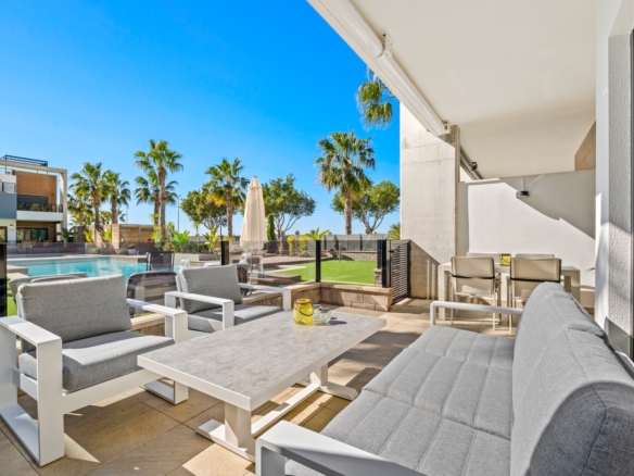 Apartment for Sale in Guardamar del Segura, Alicante