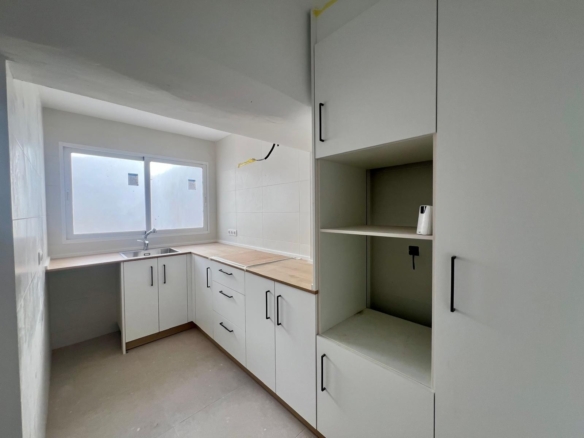 Town House for Sale in Pinoso, Alicante
