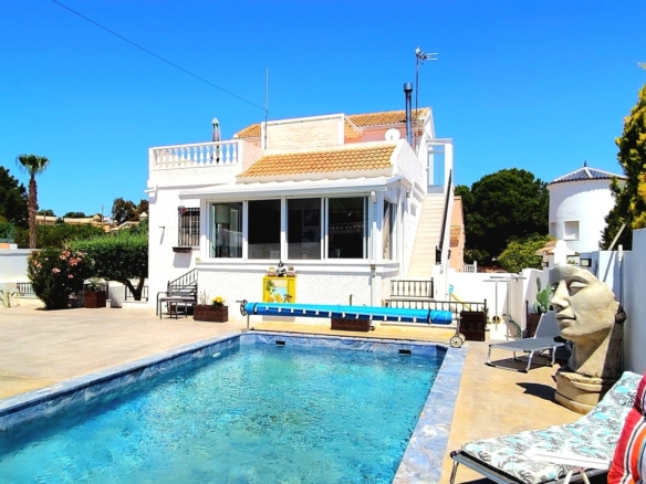 Villa for Sale in San Miguel / Vistabella Golf, Alicante