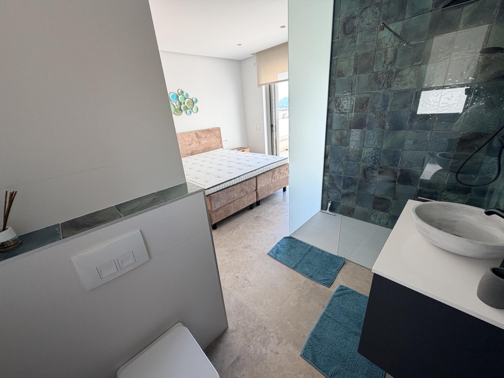 Villa for Sale in Benijofar, Alicante