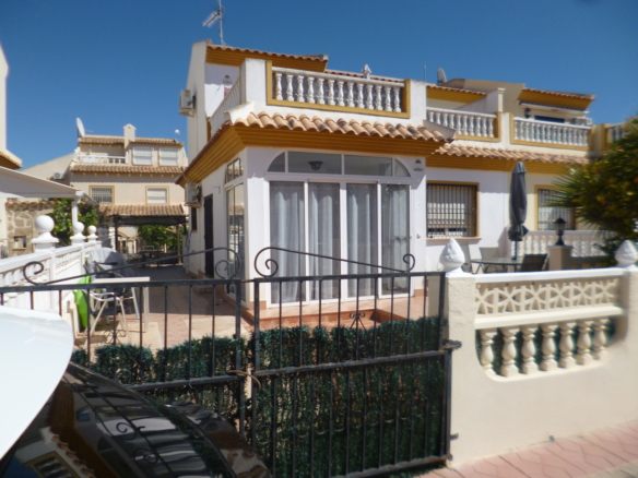Town House for Sale in Playa Flamenca, Alicante