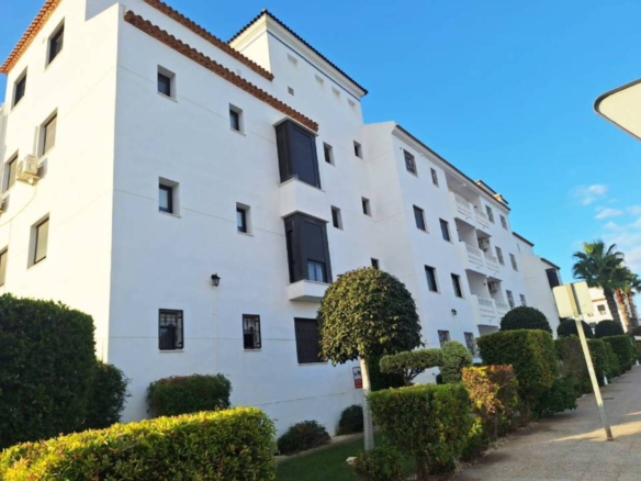 Apartment for Sale in Villamartin, Alicante