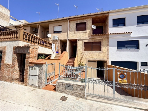 Town House for Sale in Formentera del Segura, Alicante