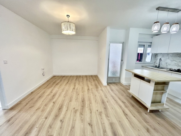Apartment for Sale in Torrevieja, Alicante