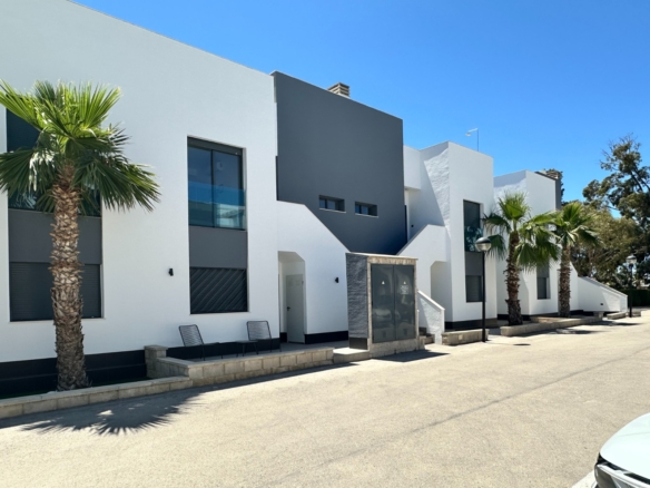 Apartment for Sale in Guardamar del Segura, Alicante