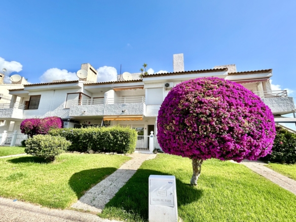 Apartment for Sale in Villamartin, Alicante