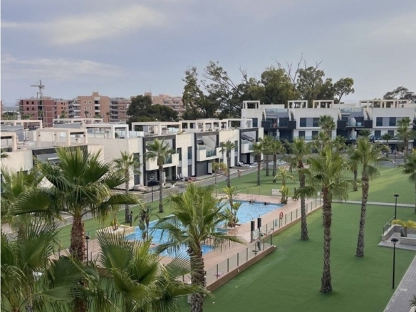 Penthouse Penthouse for Sale in Guardamar del Segura, Alicante