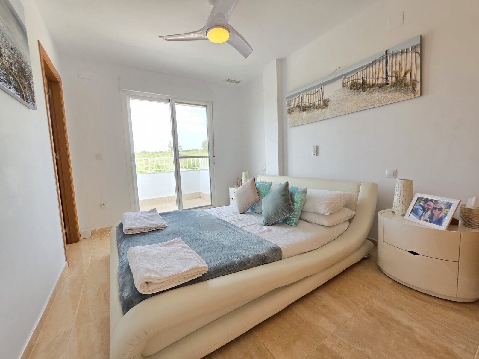 Villa for Sale in Pinoso, Alicante