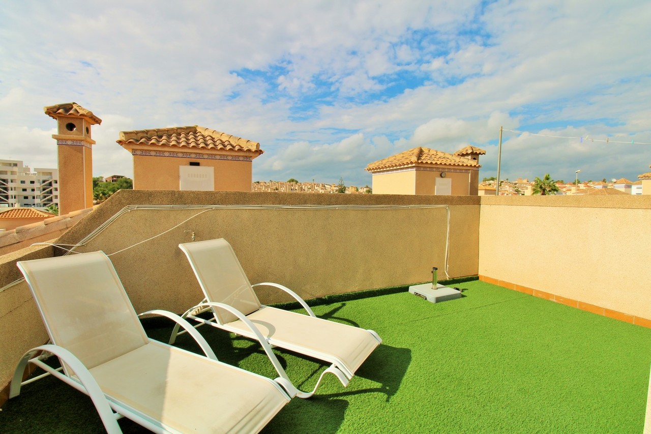 Town House for Sale in Villamartin, Alicante