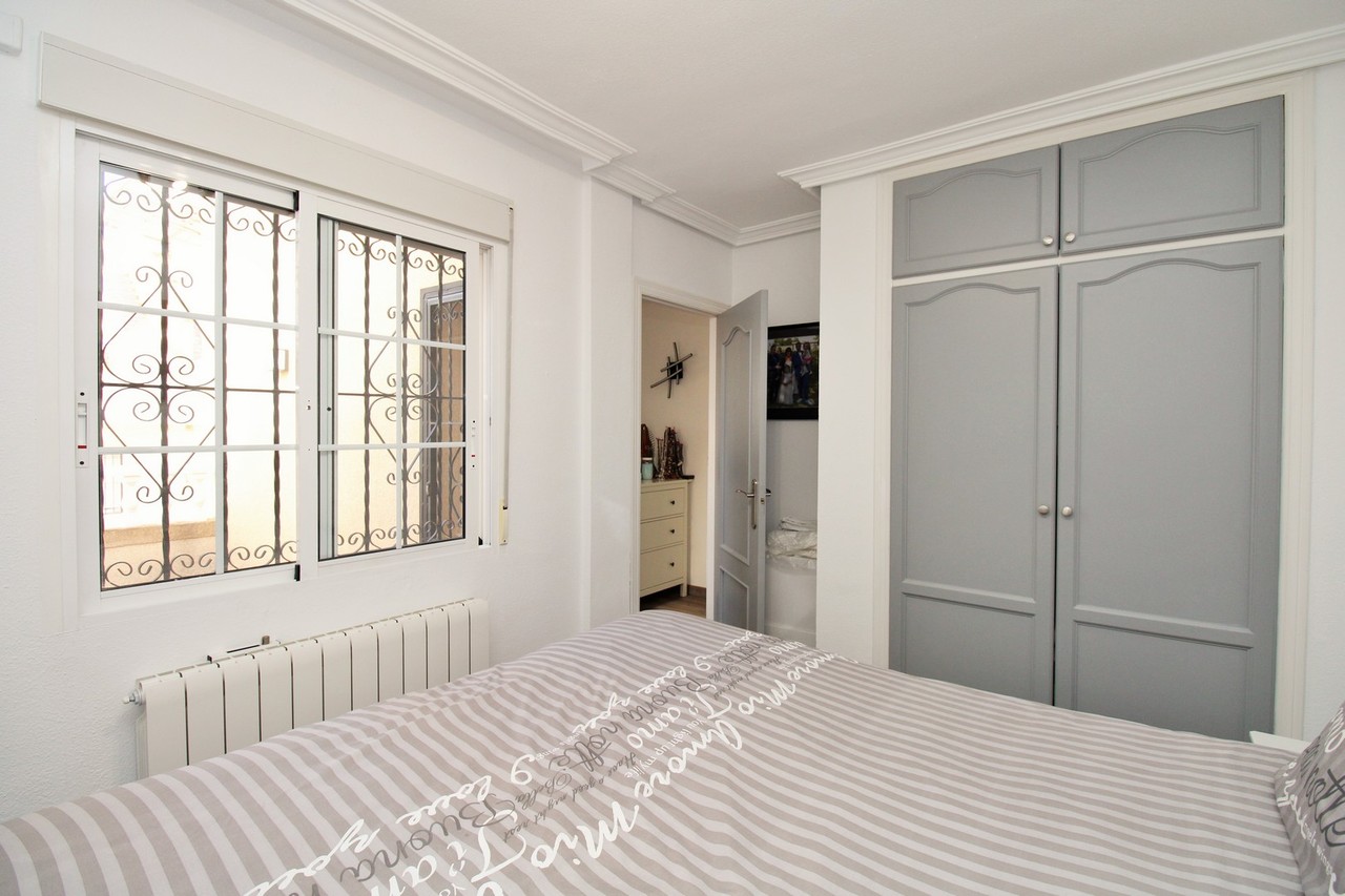 Town House for Sale in Villamartin, Alicante