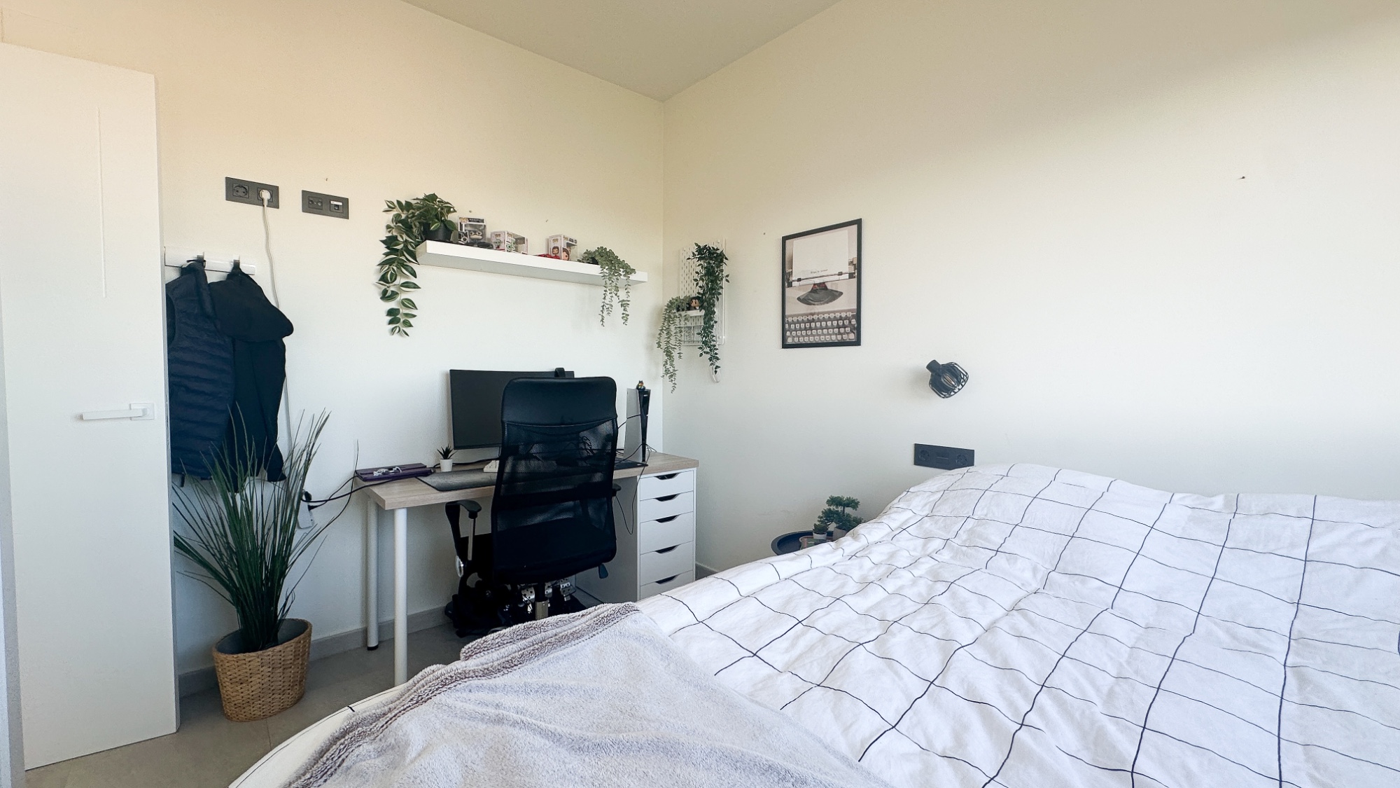 Bungalow for Sale in Torrevieja, Alicante