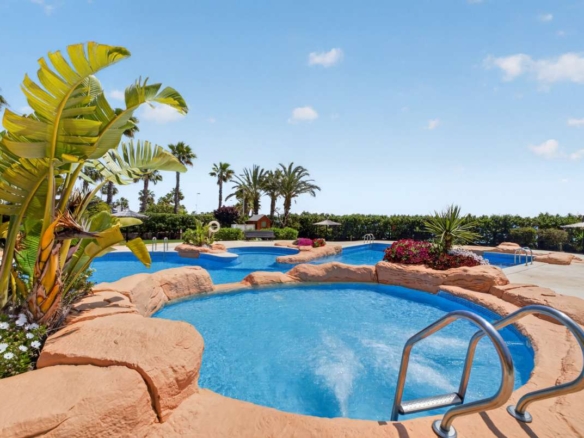 Apartment for Sale in Cabo Roig, Alicante