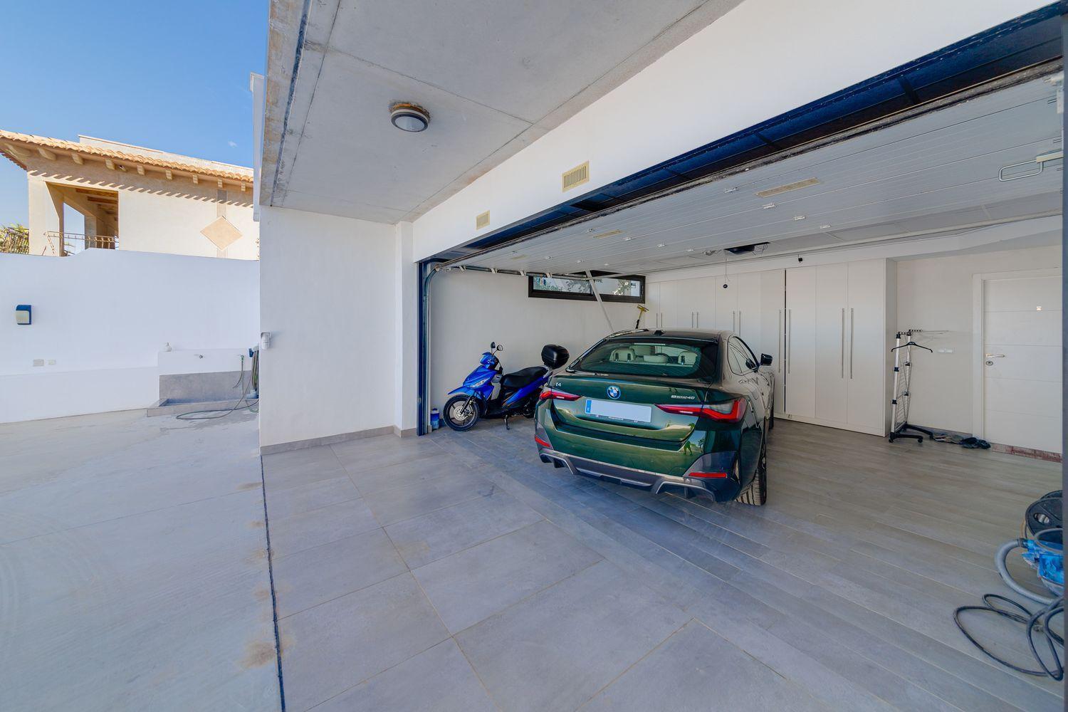 Villa for Sale in Torrevieja, Alicante