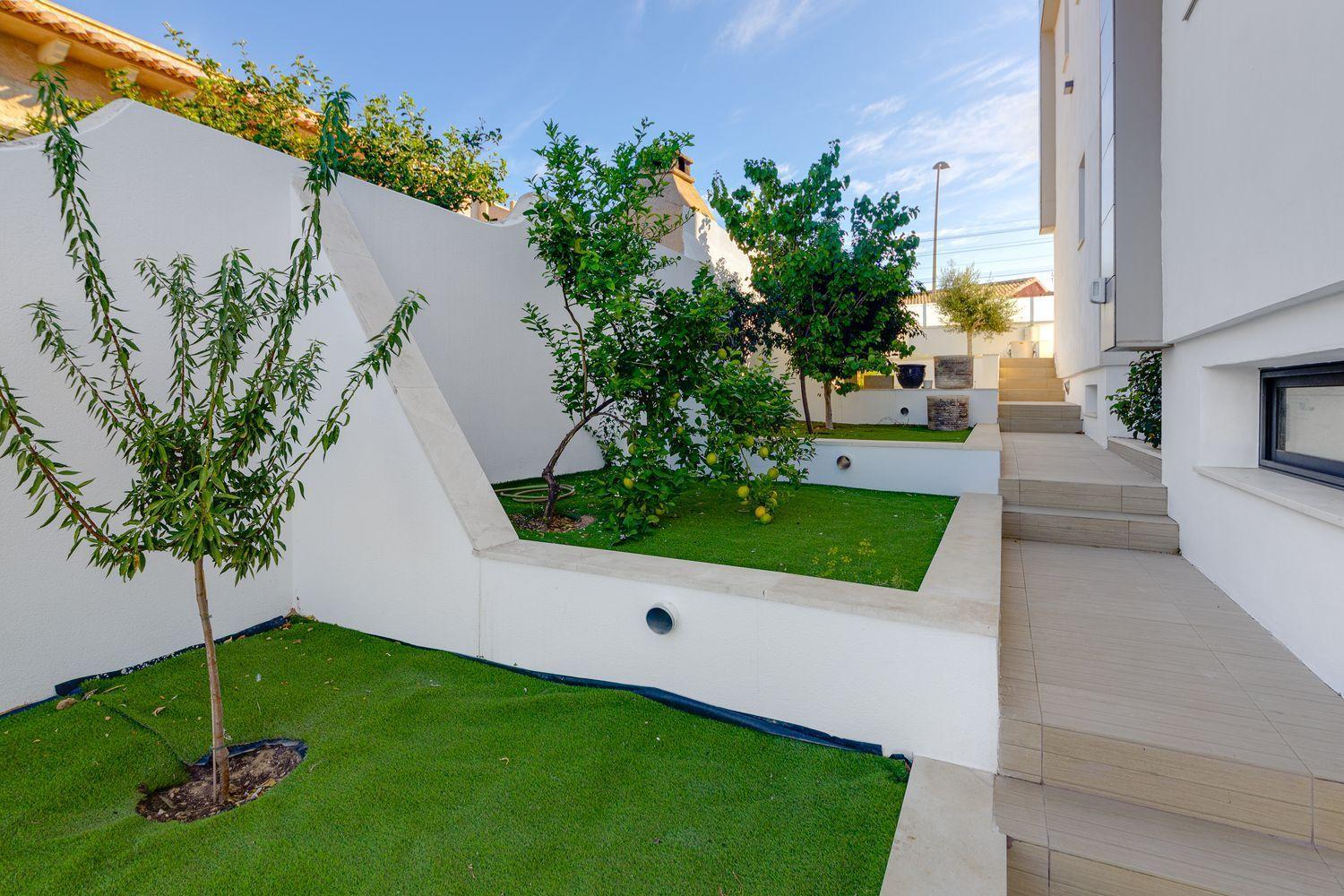 Villa for Sale in Torrevieja, Alicante