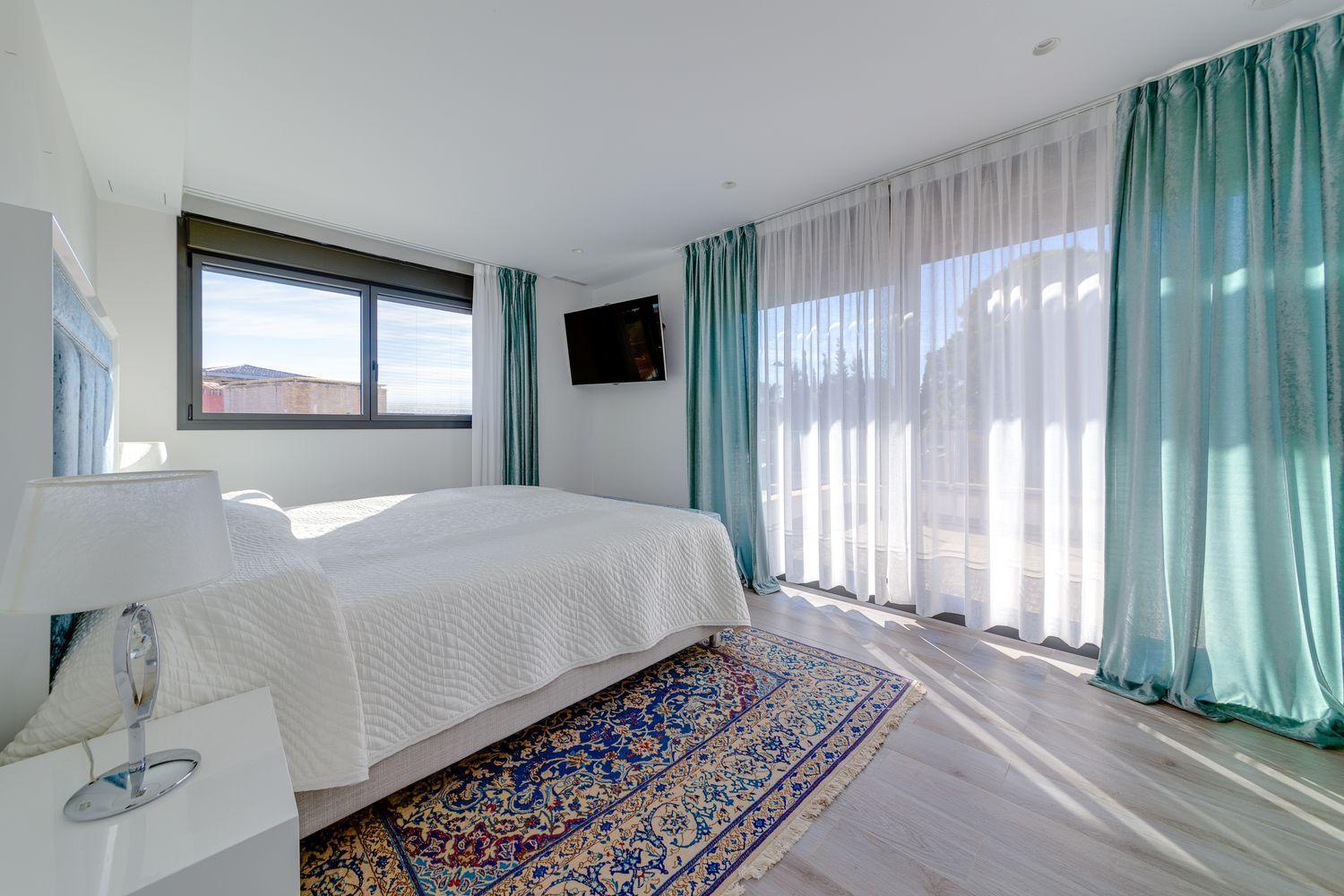 Villa for Sale in Torrevieja, Alicante