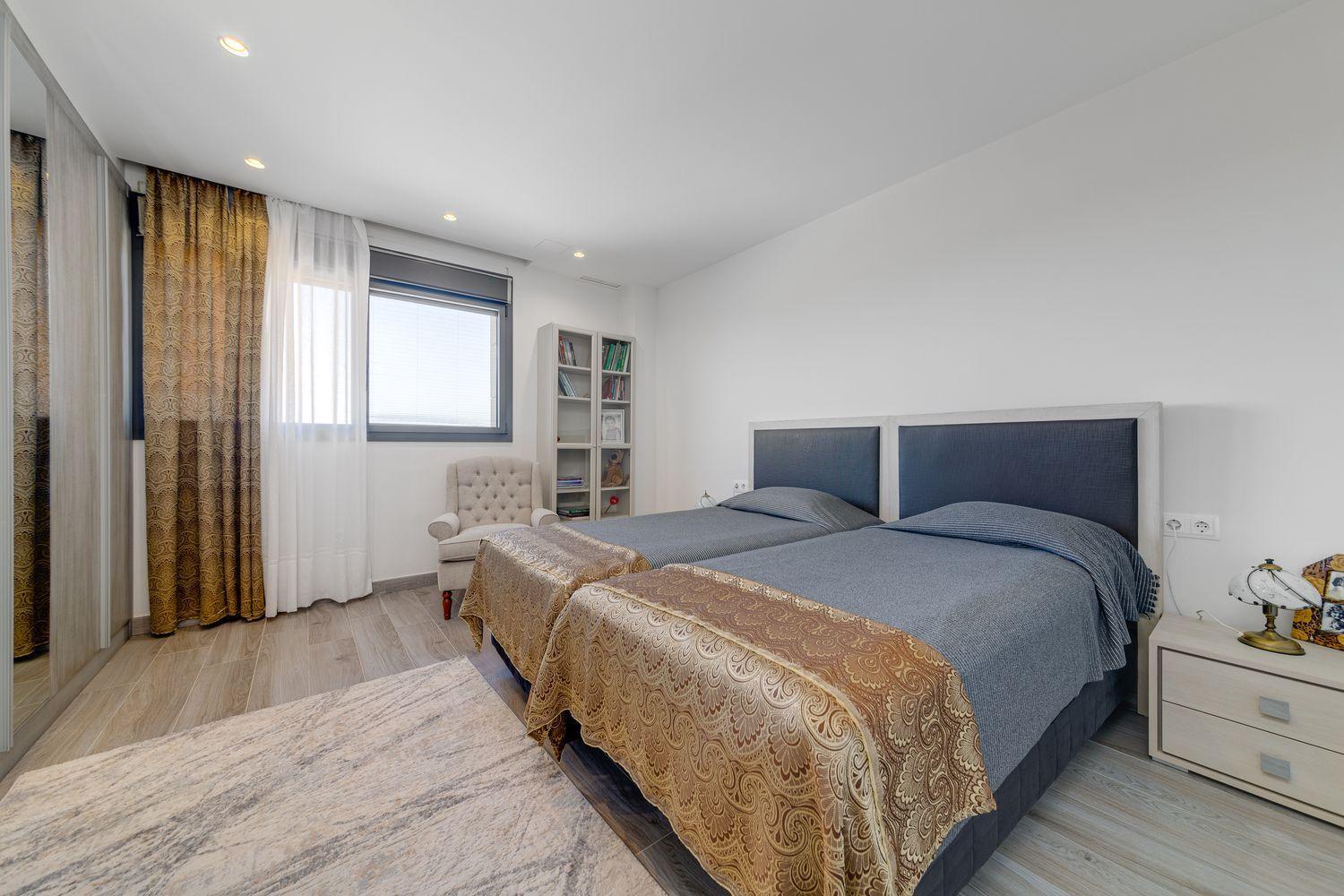 Villa for Sale in Torrevieja, Alicante