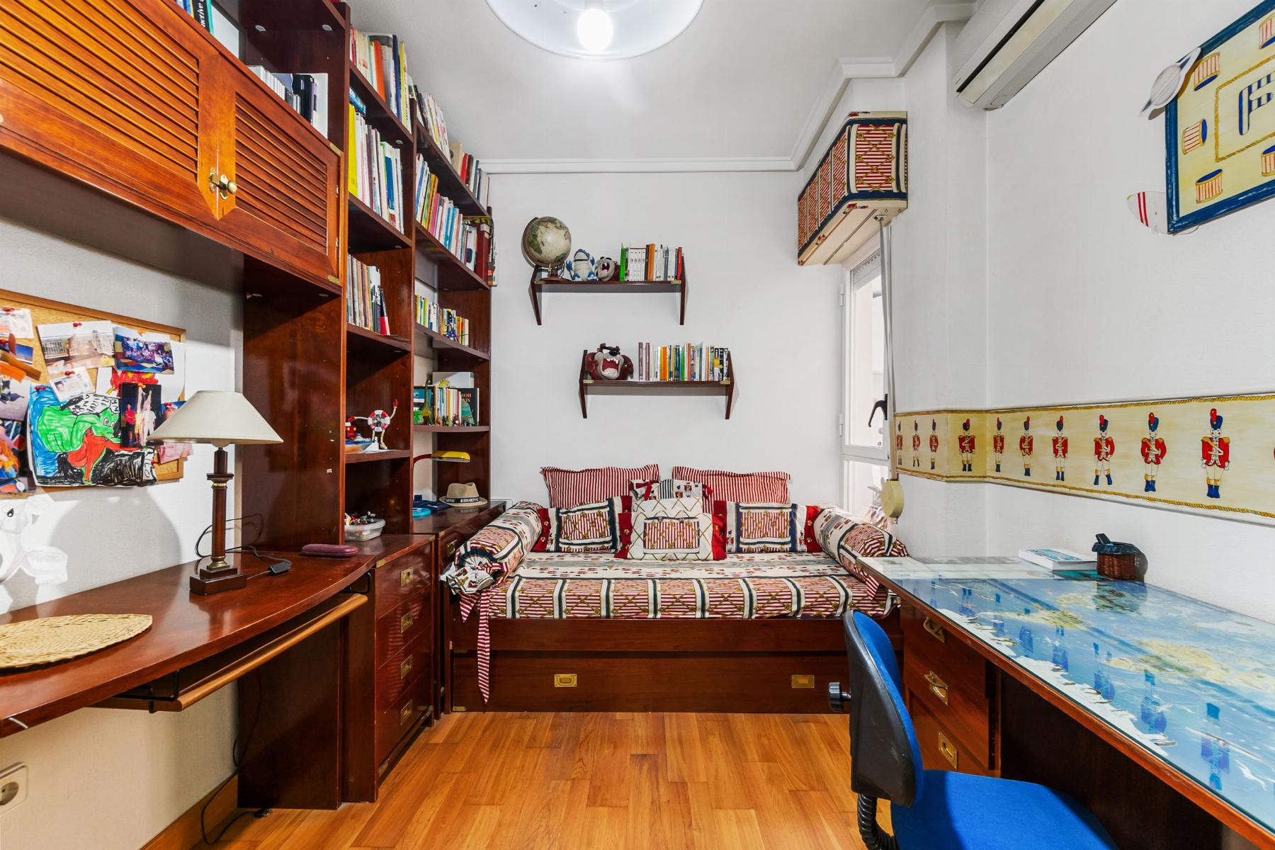 Apartment for Sale in Torrevieja, Alicante