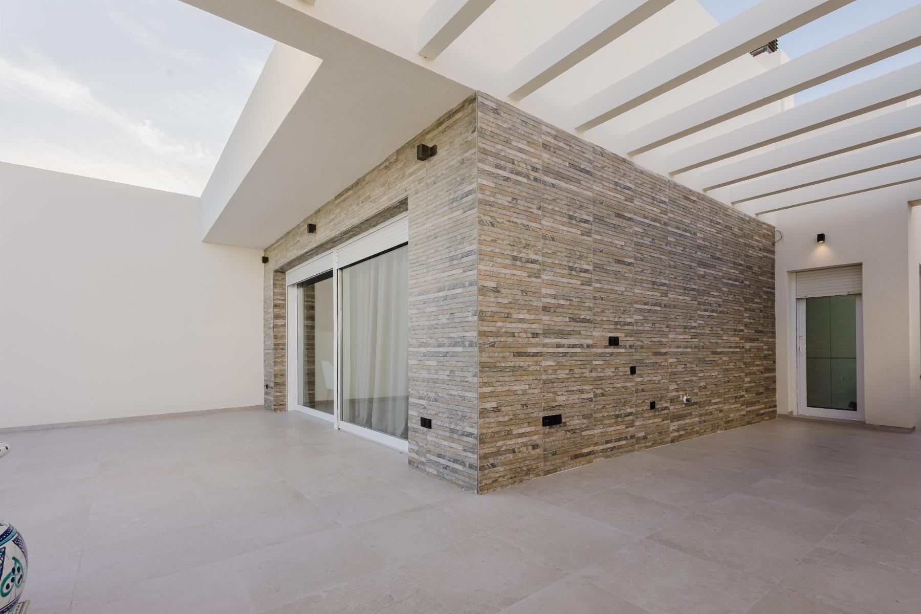 Villa for Sale in Algorfa, Alicante
