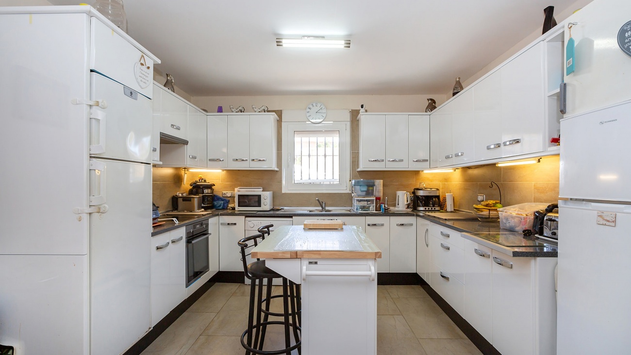 Villa for Sale in Torrevieja, Alicante