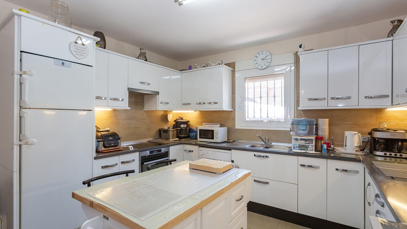 Villa for Sale in Torrevieja, Alicante