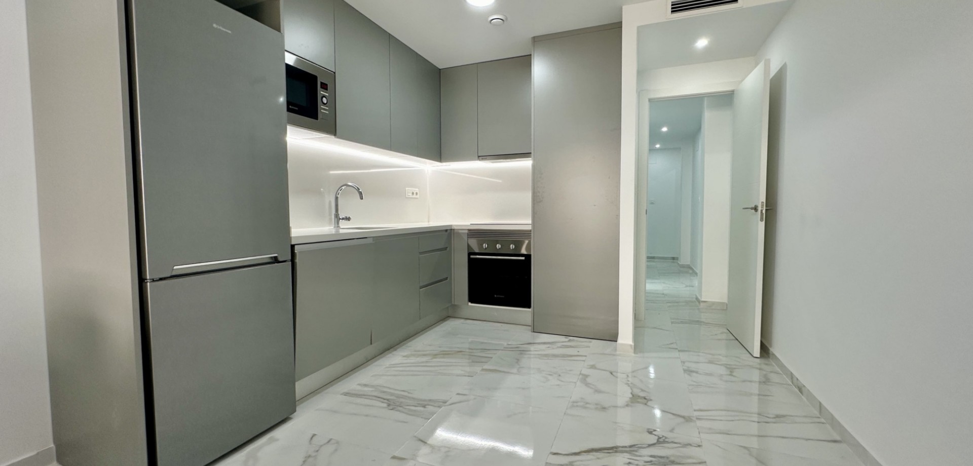 Apartment for Sale in Torrevieja, Alicante