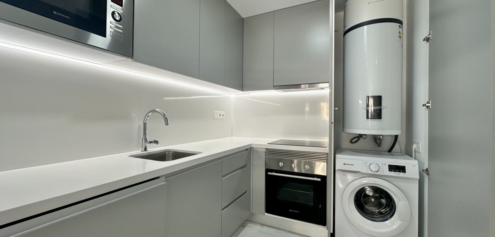Apartment for Sale in Torrevieja, Alicante