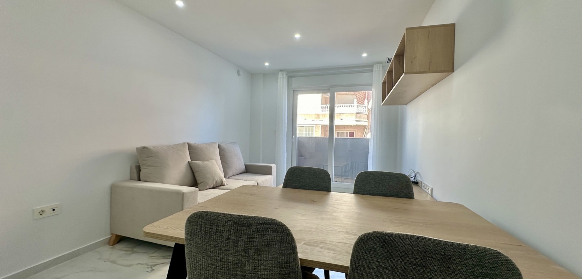 Apartment for Sale in Torrevieja, Alicante