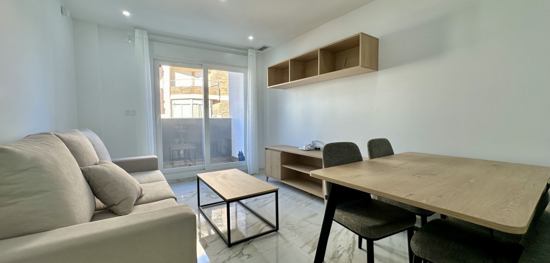 Apartment for Sale in Torrevieja, Alicante