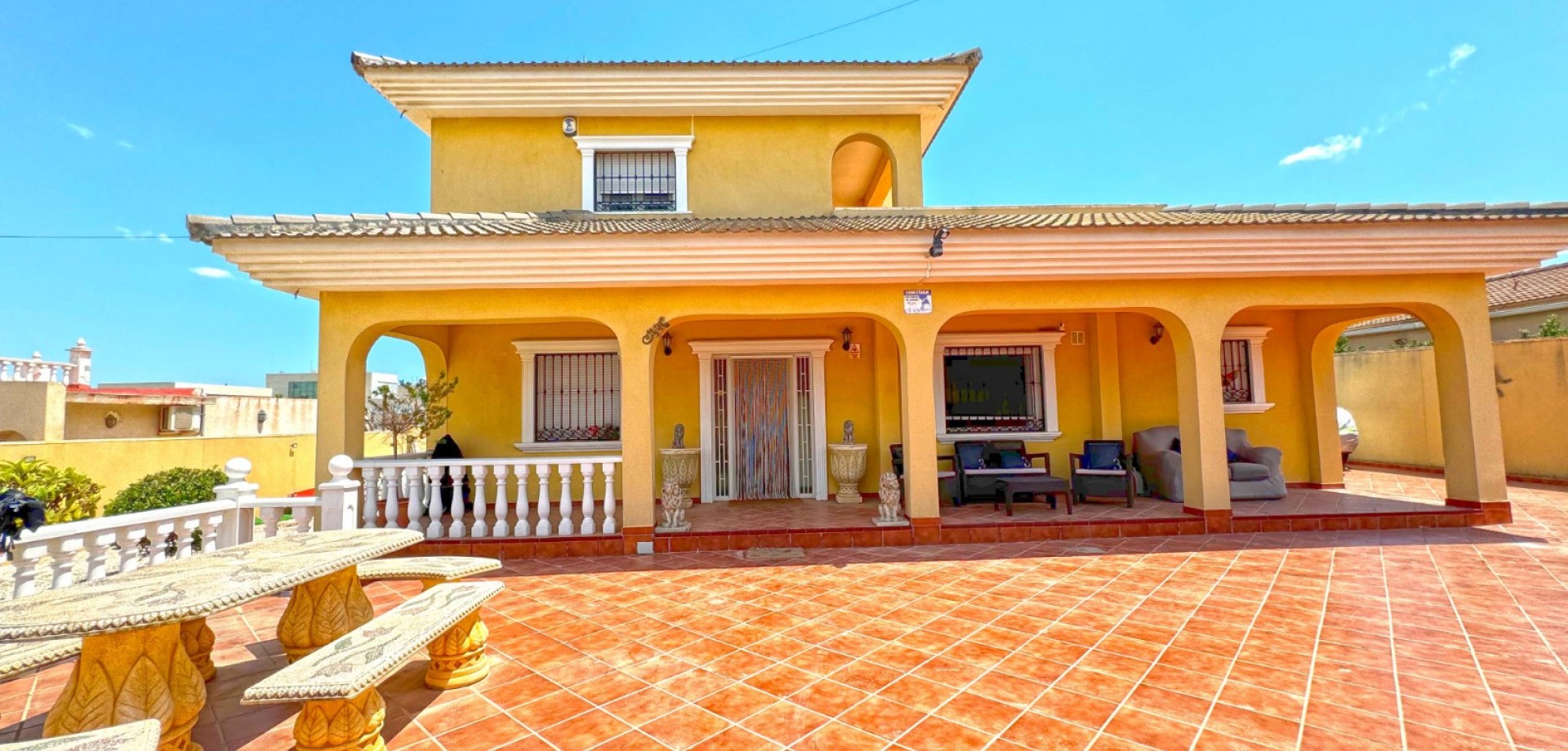 Villa for Sale in Torrevieja, Alicante