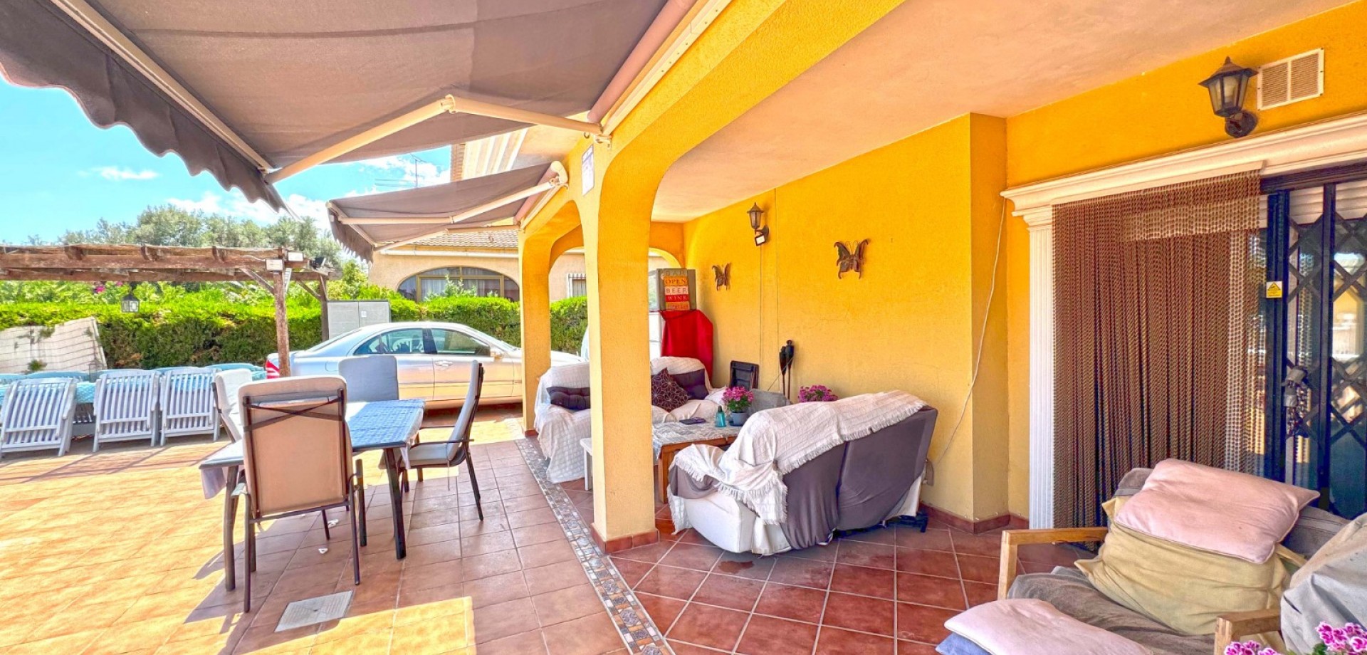 Villa for Sale in Torrevieja, Alicante