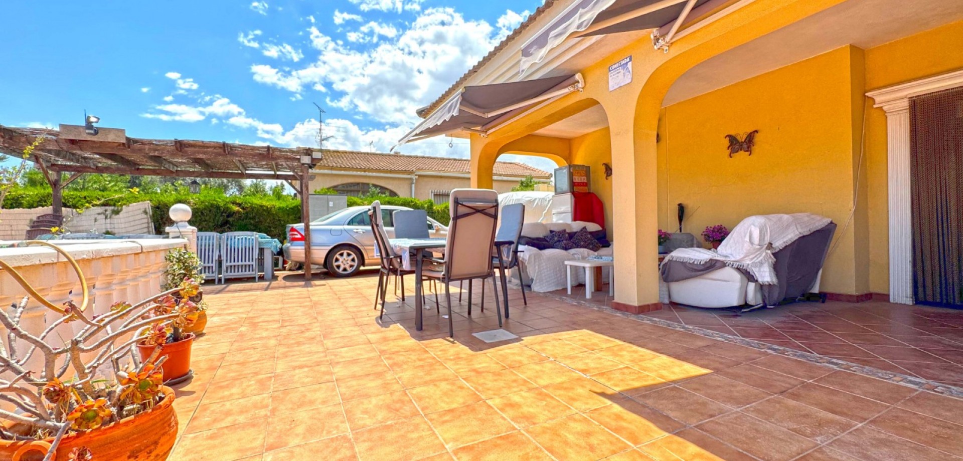 Villa for Sale in Torrevieja, Alicante