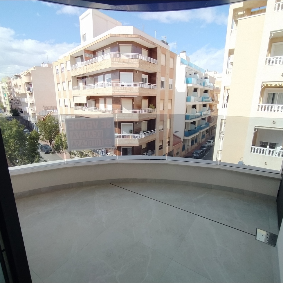 Apartment for Sale in Torrevieja, Alicante