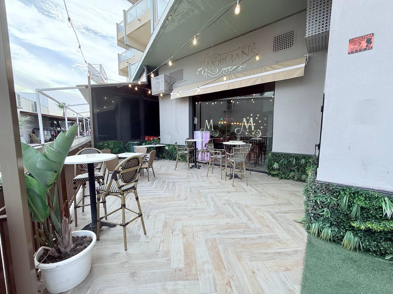 Commercial for Sale in Orihuela Costa, Alicante