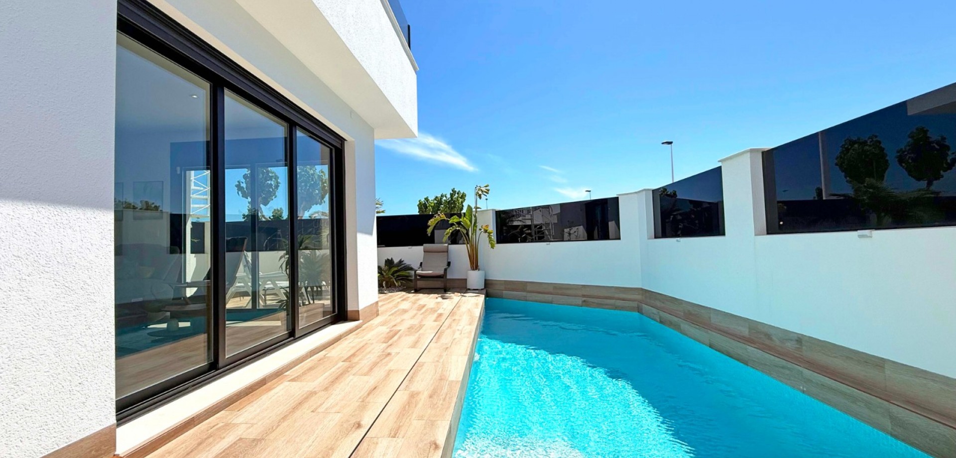 Villa for Sale in San Pedro del Pinatar, Murcia