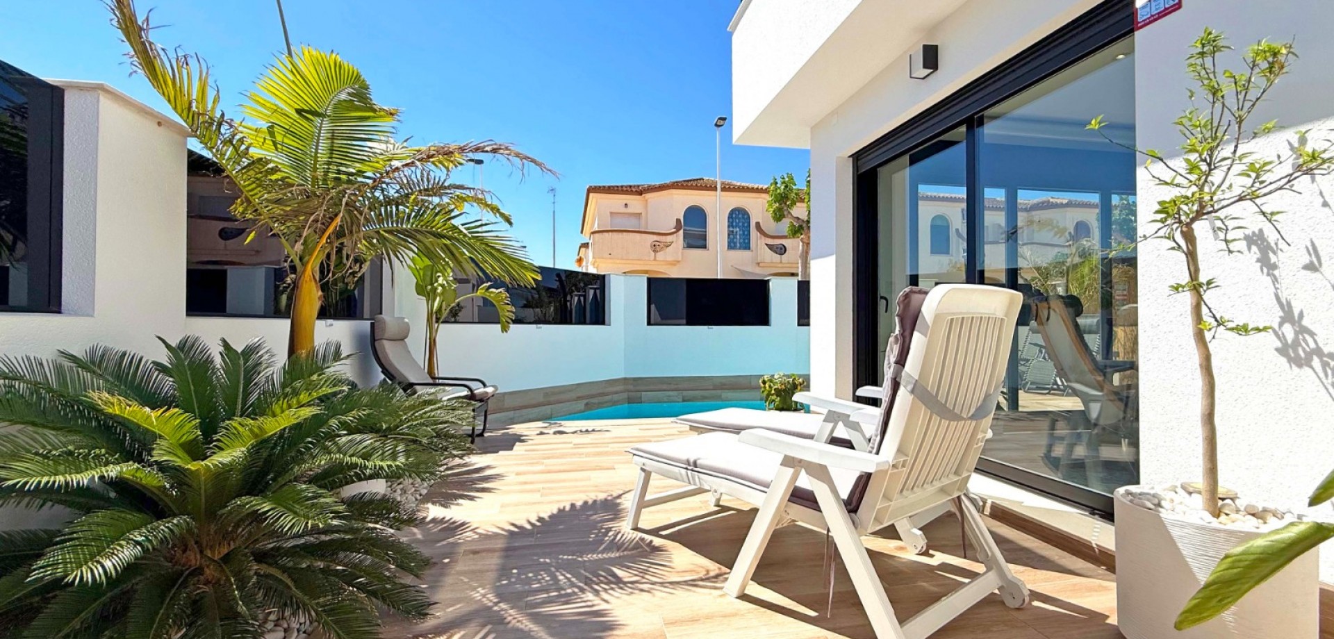 Villa for Sale in San Pedro del Pinatar, Murcia
