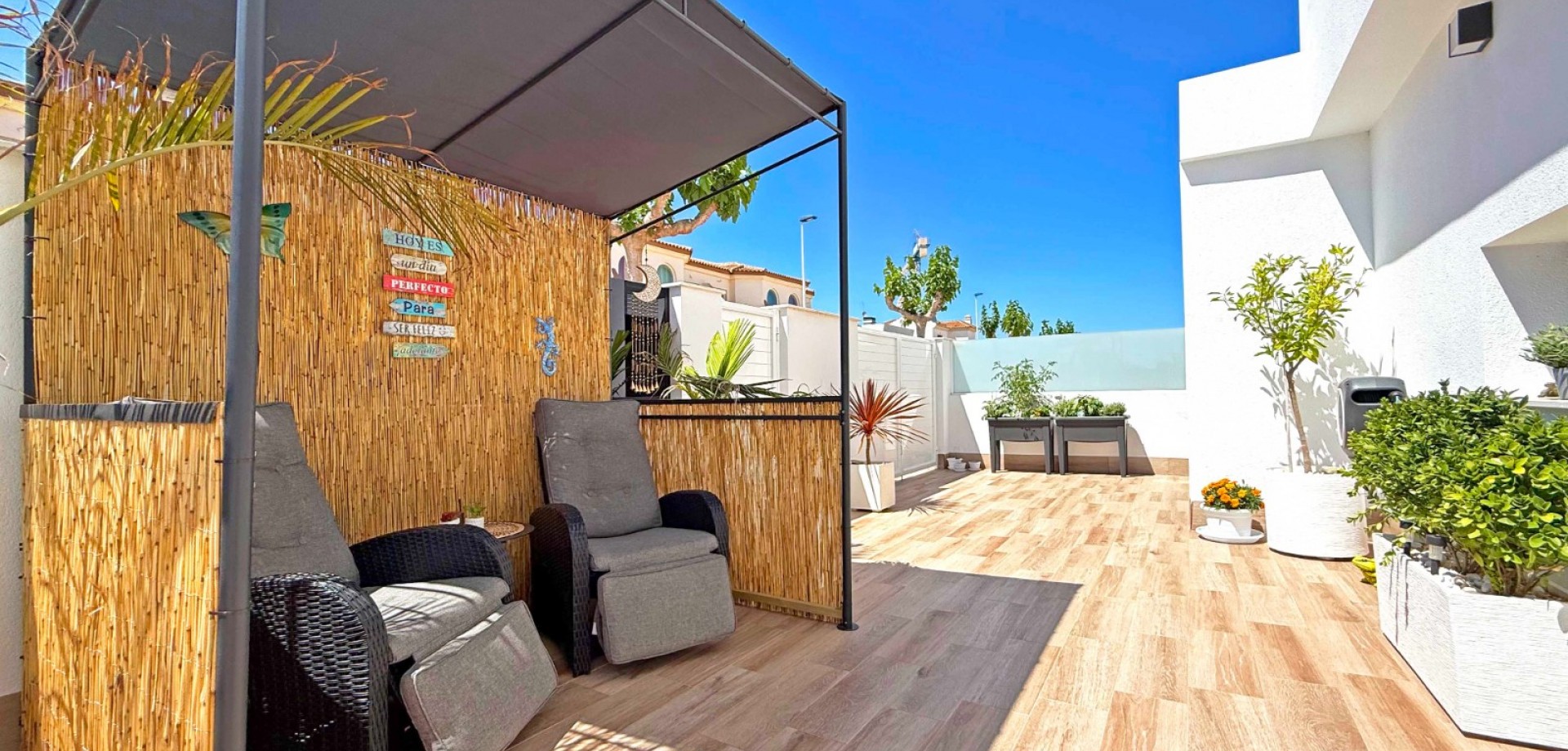 Villa for Sale in San Pedro del Pinatar, Murcia