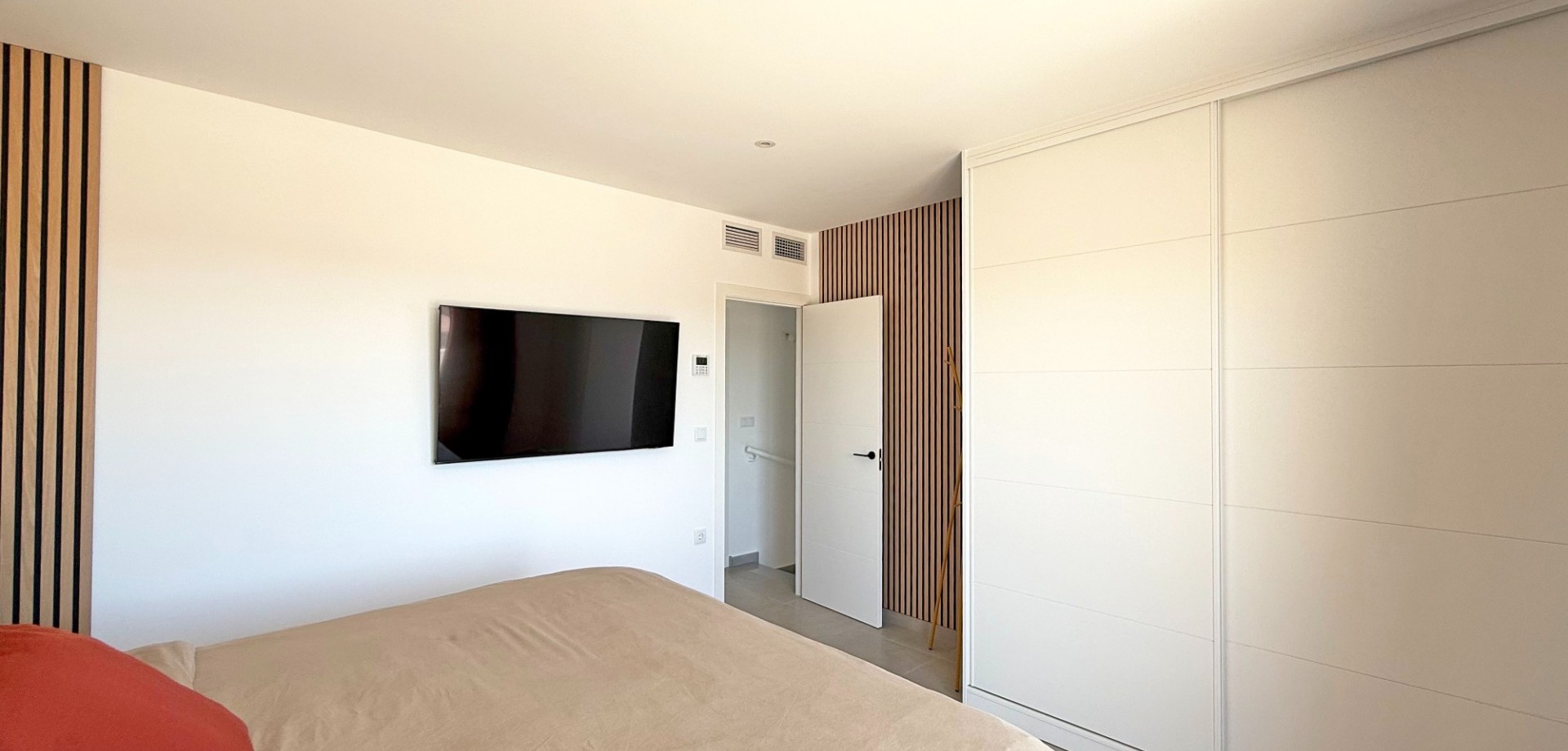 Villa for Sale in San Pedro del Pinatar, Murcia