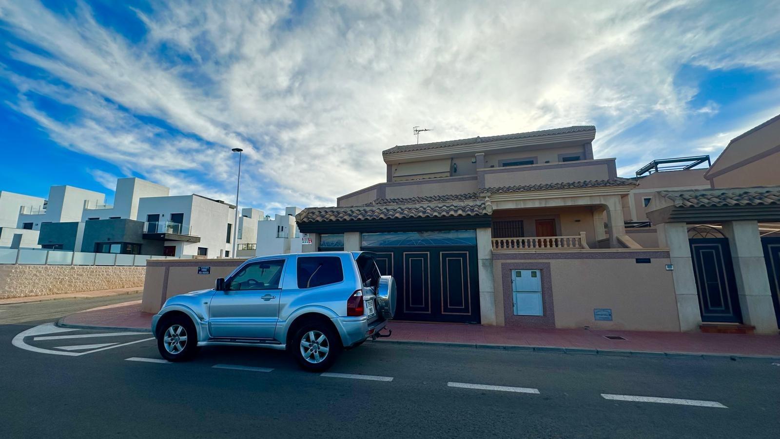 Town House for Sale in Torrevieja, Alicante