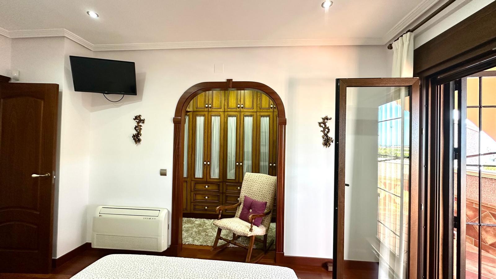 Town House for Sale in Torrevieja, Alicante