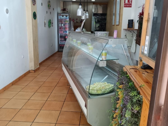 Commercial for Sale in El Altet, Alicante