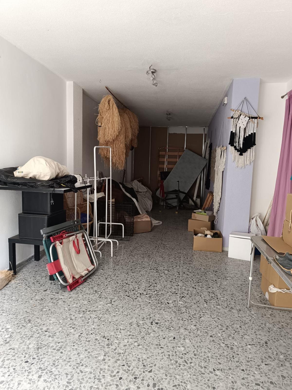 Commercial for Sale in El Altet, Alicante