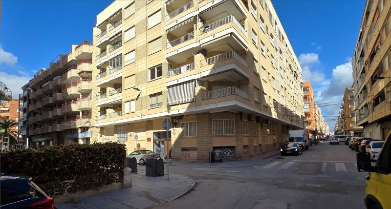 Apartment for Sale in Torrevieja, Alicante