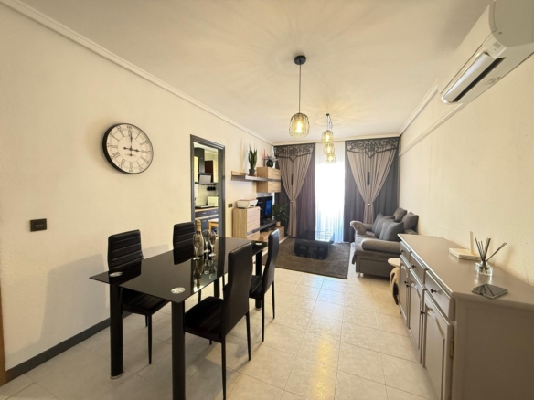Apartment for Sale in Torrevieja, Alicante