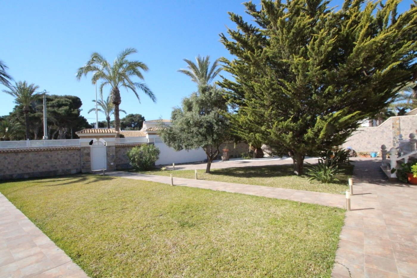 Villa for Sale in Orihuela Costa, Alicante