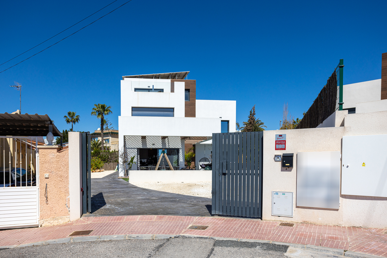Villa for Sale in Ciudad Quesada, Alicante
