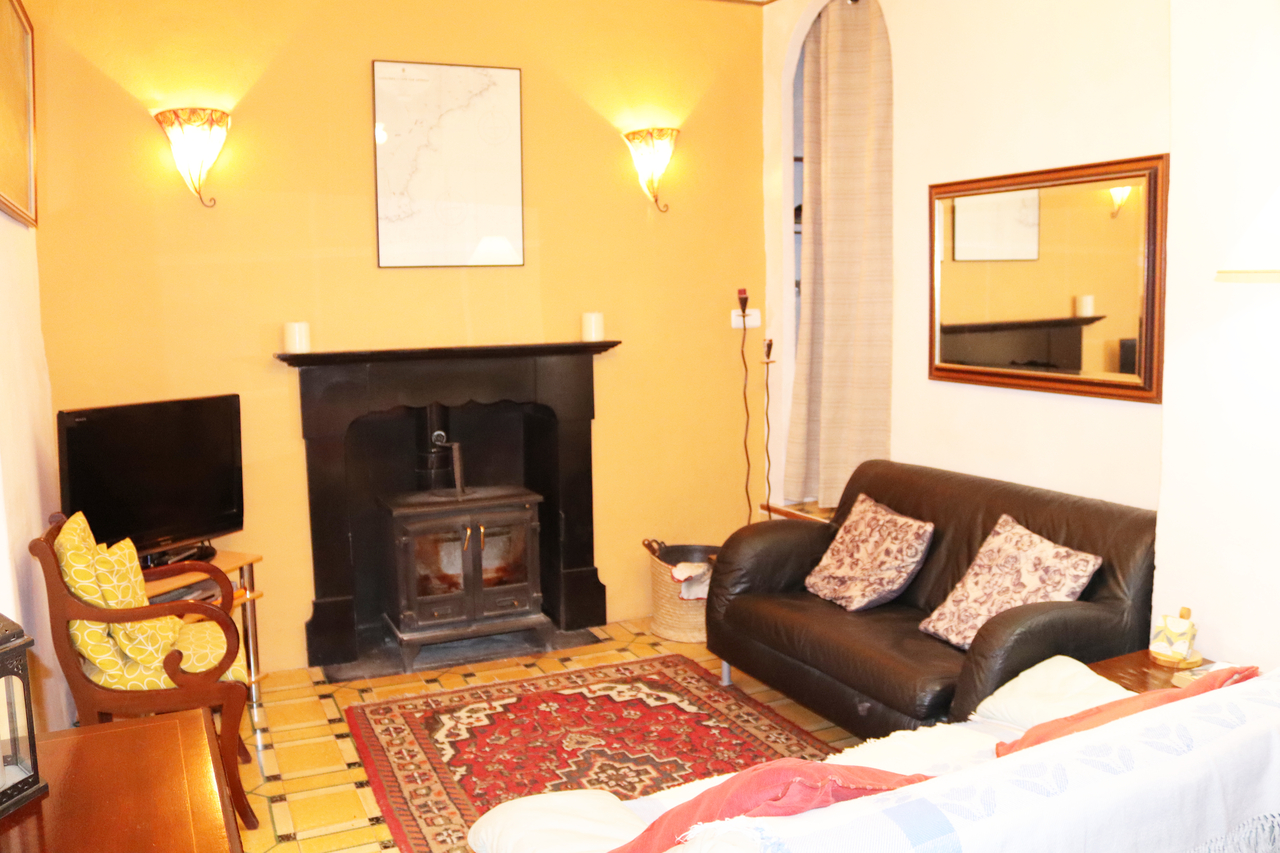 Town House for Sale in Castell de Castells, Alicante