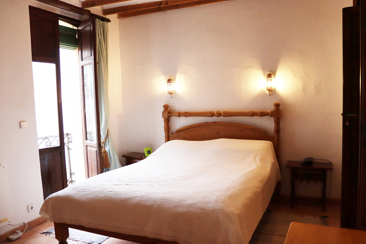 Town House for Sale in Castell de Castells, Alicante