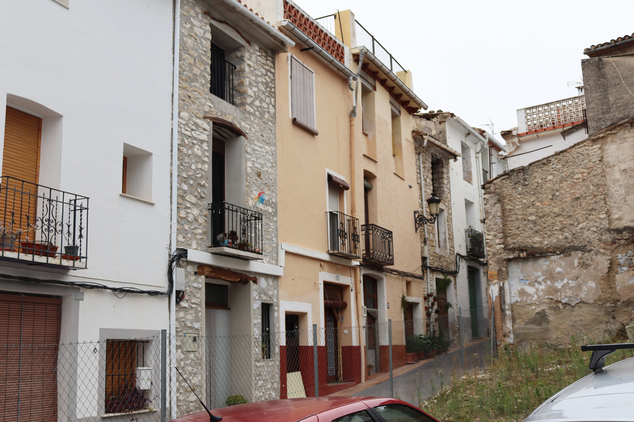 Town House for Sale in Castell de Castells, Alicante